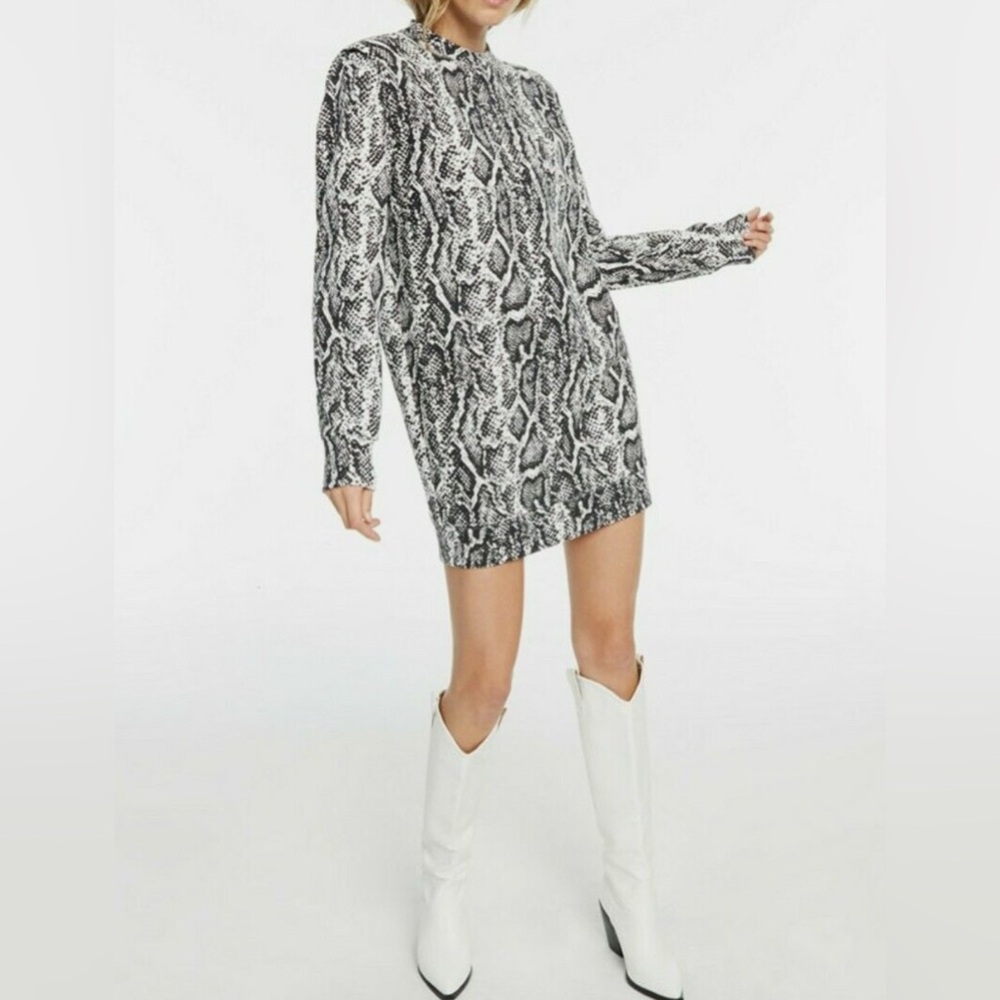Culpos x INC International Snake Print Mini Dress Sweater‎ Sz Medium Long Sleeve